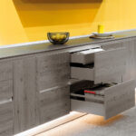 Set of gallery rails for kitchen and bathroom drawers